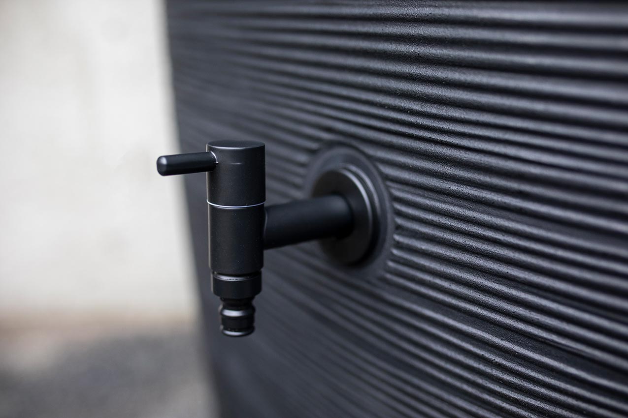 Lietus ūdens muca Rib 250L melna